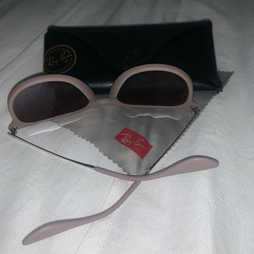 Sunglasses - Picture 2 of 3